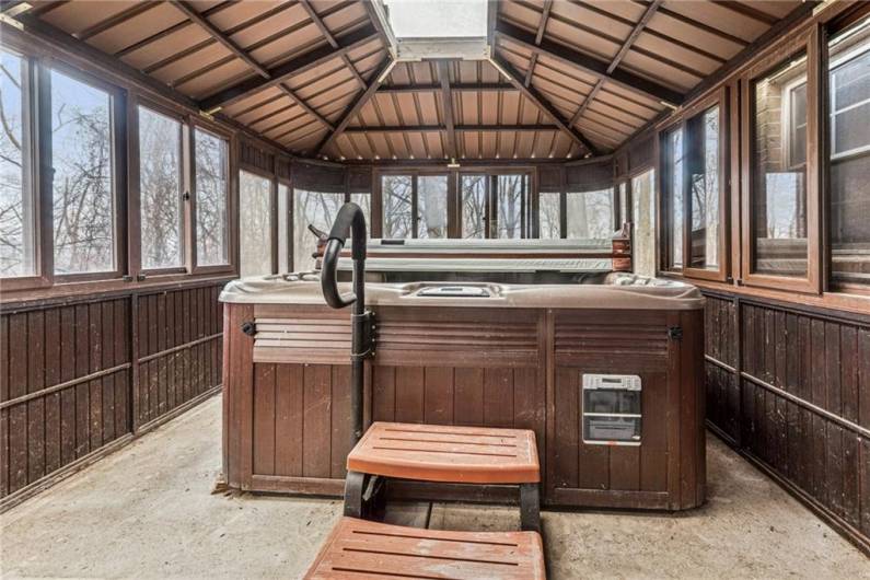 Hot tub and Gazebo