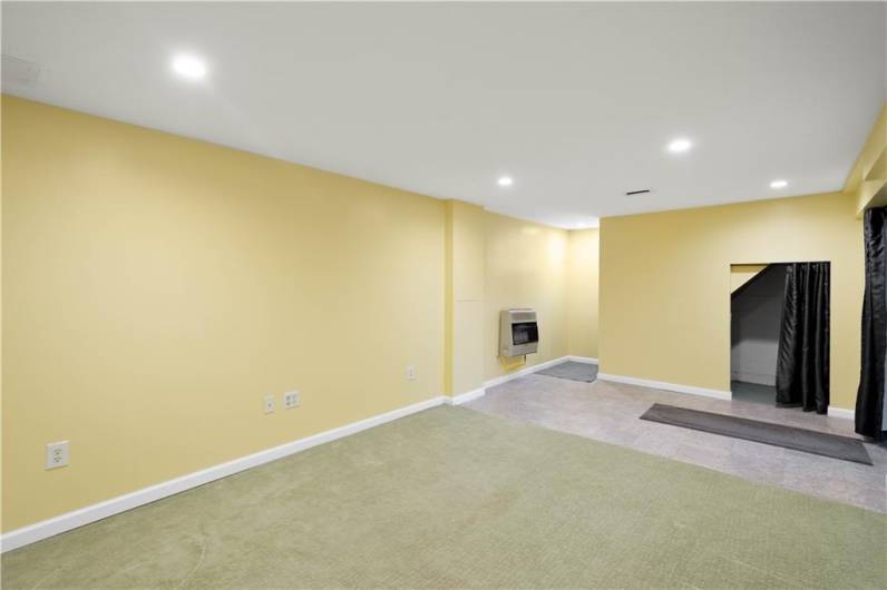 Lots of storage under the stairs! At the bottom of the steps is an additional gas heater that keeps this area toasty warm!