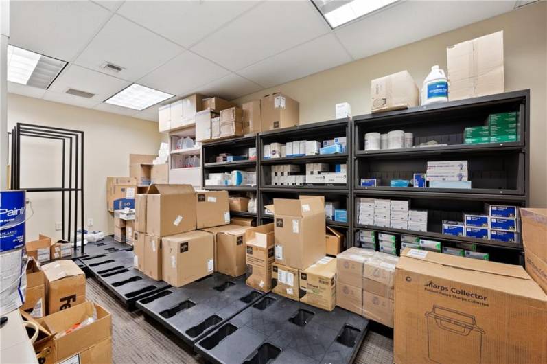 Storage lower level