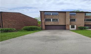 825 Lindenwood Dr, Pittsburgh, PA 15234, 3 Bedrooms Bedrooms, ,1.1 BathroomsBathrooms,Lease,For Sale,Lindenwood Dr,1703221