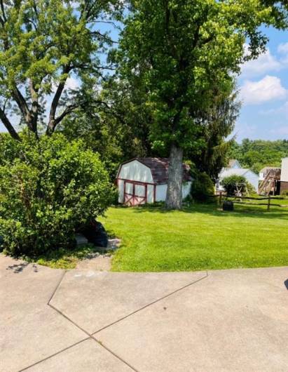 105 Mockingbird Dr, Canonsburg, PA 15317, 3 Bedrooms Bedrooms, 9 Rooms Rooms,2.1 BathroomsBathrooms,Residential,For Sale,Mockingbird Dr,1703655