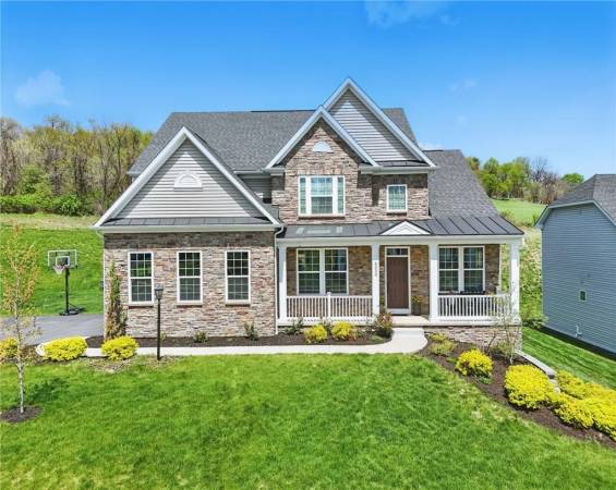 5023 Kensington Dr, Canonsburg, PA 15317, 4 Bedrooms Bedrooms, 13 Rooms Rooms,3.2 BathroomsBathrooms,Residential,For Sale,Kensington Dr,1703615