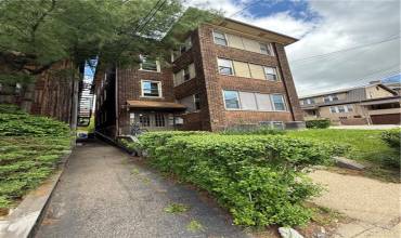 17 Lenox Ave, Pittsburgh, PA 15221, ,Multi-unit,For Sale,Lenox Ave,1702992