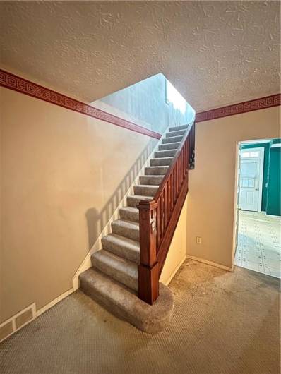 Entry and bottom Stairwell