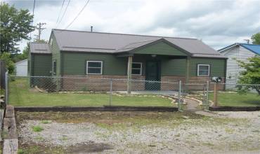 13 BIDDLE ACRES, Carmichaels, PA 15320, 3 Bedrooms Bedrooms, 6 Rooms Rooms,1 BathroomBathrooms,Residential,For Sale,BIDDLE ACRES,1703879