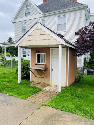 192 Lincoln Street, Waynesburg, PA 15370, 3 Bedrooms Bedrooms, 9 Rooms Rooms,2 BathroomsBathrooms,Residential,For Sale,Lincoln Street,1703661