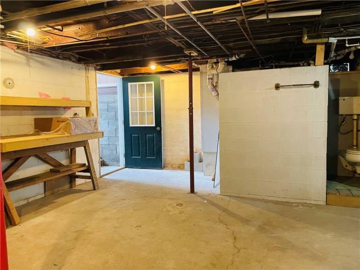 192 Lincoln Street, Waynesburg, PA 15370, 3 Bedrooms Bedrooms, 9 Rooms Rooms,2 BathroomsBathrooms,Residential,For Sale,Lincoln Street,1703661