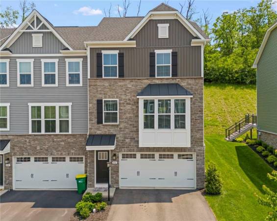 412 Greenwood Dr, Canonsburg, PA 15317, 3 Bedrooms Bedrooms, 9 Rooms Rooms,2.1 BathroomsBathrooms,Residential,For Sale,Greenwood Dr,1703611