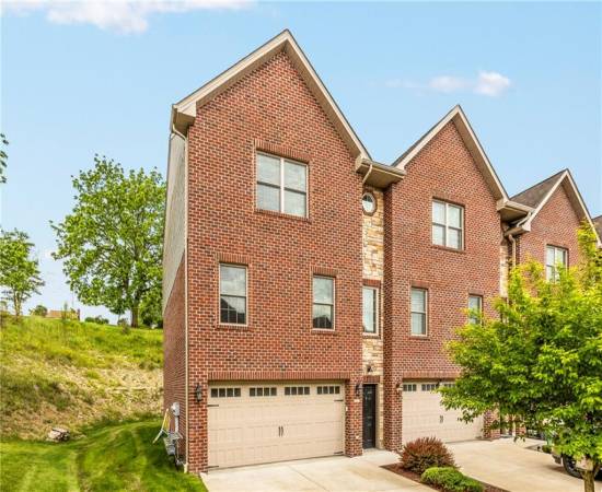 Active 567 Chesnic Drive, Canonsburg, PA 15317, 3 Bedrooms Bedrooms, ,2.1 BathroomsBathrooms,Lease,For Sale,Chesnic Drive,1704208