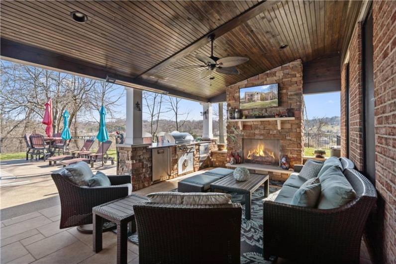 Tongue and groove ceiling, Gas FP,  gas grill - 2 refrigerators - granite countertop - heatiator above the granite bar top for additional warmth