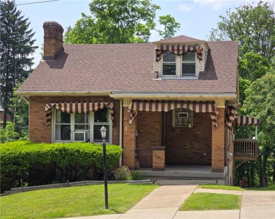 229 Bluff St, Canonsburg, PA 15317, 4 Bedrooms Bedrooms, ,1.1 BathroomsBathrooms,Residential,For Sale,Bluff St,1705362
