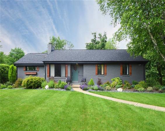 422 Center Church, McMurray, PA 15317, 4 Bedrooms Bedrooms, 11 Rooms Rooms,3 BathroomsBathrooms,Residential,For Sale,Center Church,1705314