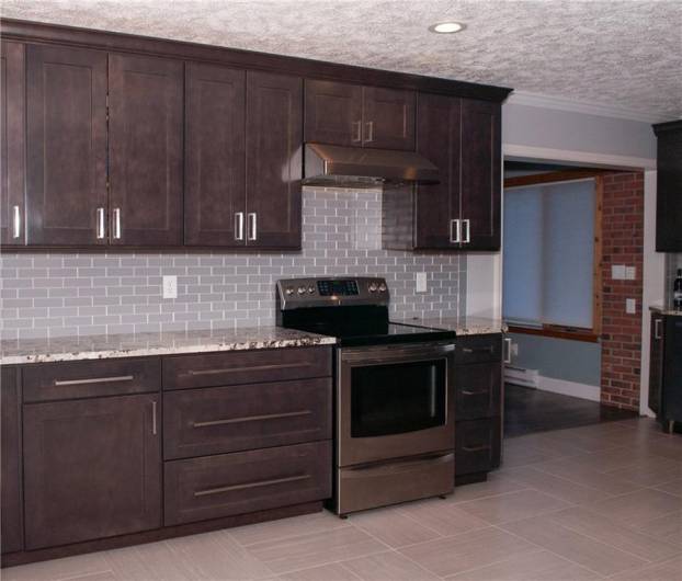 205 Crago Ave, Waynesburg, PA 15370, 4 Bedrooms Bedrooms, 14 Rooms Rooms,2.1 BathroomsBathrooms,Residential,For Sale,Crago Ave,0,1697405