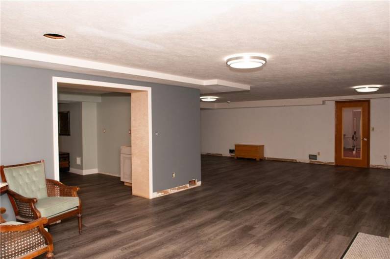205 Crago Ave, Waynesburg, PA 15370, 4 Bedrooms Bedrooms, 14 Rooms Rooms,2.1 BathroomsBathrooms,Residential,For Sale,Crago Ave,0,1697405