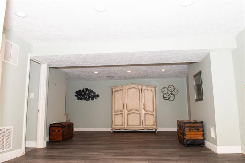 205 Crago Ave, Waynesburg, PA 15370, 4 Bedrooms Bedrooms, 14 Rooms Rooms,2.1 BathroomsBathrooms,Residential,For Sale,Crago Ave,0,1697405