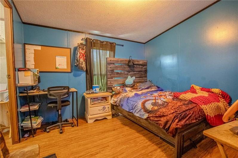 410 Davistown Rd, Mount Morris, PA 15349, 3 Bedrooms Bedrooms, 5 Rooms Rooms,2 BathroomsBathrooms,Residential,For Sale,Davistown Rd,1705814