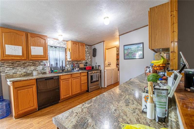 410 Davistown Rd, Mount Morris, PA 15349, 3 Bedrooms Bedrooms, 5 Rooms Rooms,2 BathroomsBathrooms,Residential,For Sale,Davistown Rd,1705814