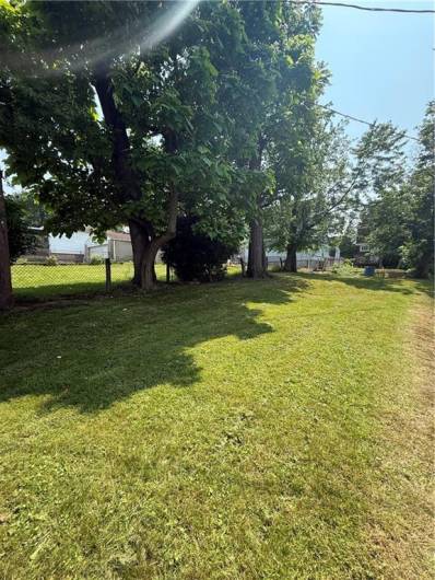 lined with mature trees!