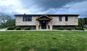 516 Chestnut Ridge Rd, Washinton, PA 15301, 3 Bedrooms Bedrooms, 9 Rooms Rooms,2 BathroomsBathrooms,Residential,For Sale,Chestnut Ridge Rd,1706121
