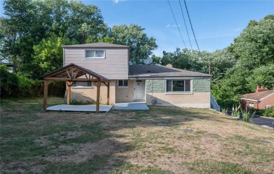ActiveResidential 415 Broughton Rd, Bethel Park, PA 15102, 4 Bedrooms Bedrooms, 8 Rooms Rooms,2.1 BathroomsBathrooms,Residential,For Sale,Broughton Rd,1705966