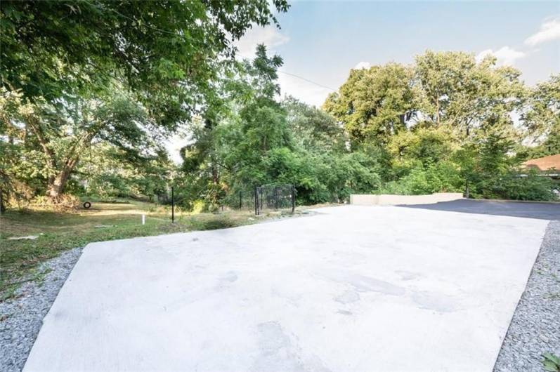 415 Broughton Rd, Bethel Park, PA 15102, 4 Bedrooms Bedrooms, 8 Rooms Rooms,2.1 BathroomsBathrooms,Residential,For Sale,Broughton Rd,1705966