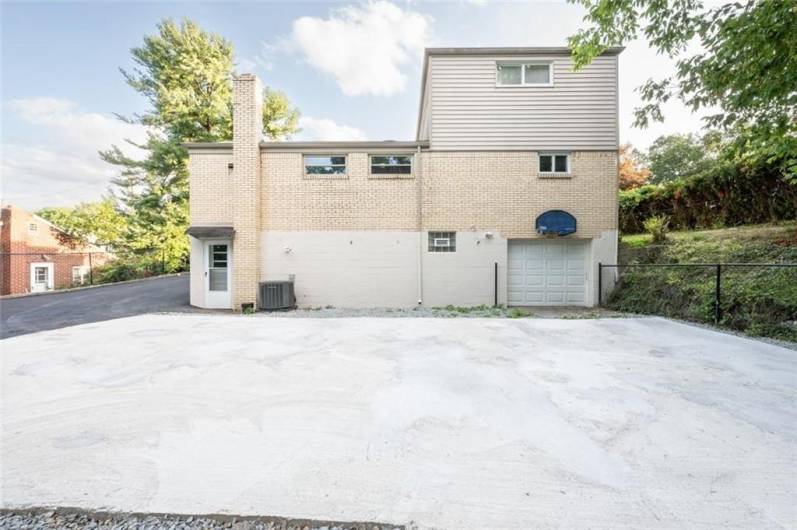415 Broughton Rd, Bethel Park, PA 15102, 4 Bedrooms Bedrooms, 8 Rooms Rooms,2.1 BathroomsBathrooms,Residential,For Sale,Broughton Rd,1705966