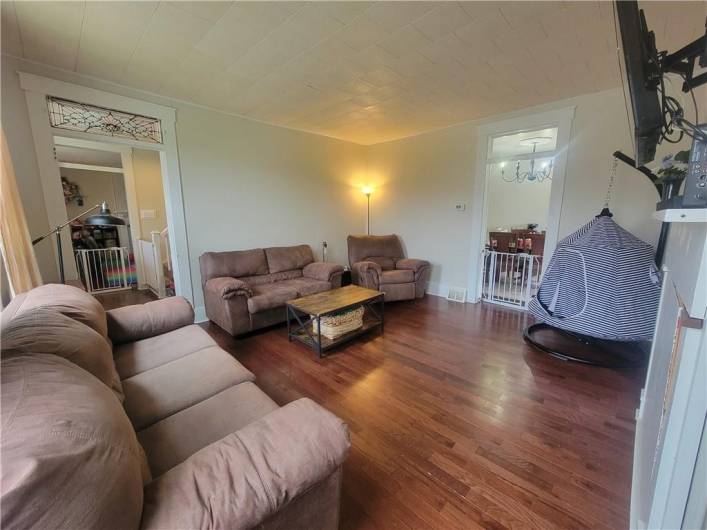 2072 Garards Fort Road, Waynesburg, PA 15370, 3 Bedrooms Bedrooms, 10 Rooms Rooms,2.1 BathroomsBathrooms,Residential,For Sale,Garards Fort Road,1706468