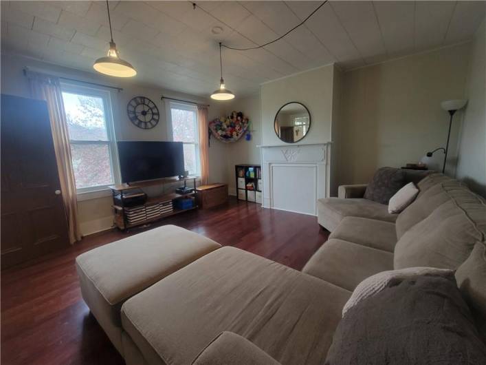 2072 Garards Fort Road, Waynesburg, PA 15370, 3 Bedrooms Bedrooms, 10 Rooms Rooms,2.1 BathroomsBathrooms,Residential,For Sale,Garards Fort Road,1706468