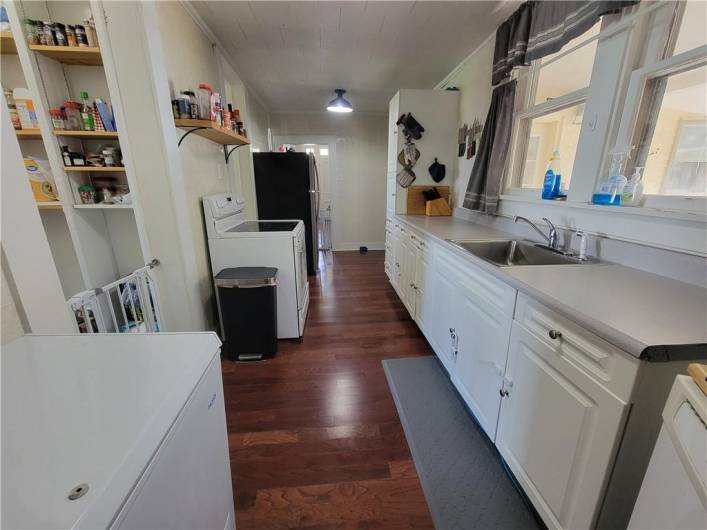 2072 Garards Fort Road, Waynesburg, PA 15370, 3 Bedrooms Bedrooms, 10 Rooms Rooms,2.1 BathroomsBathrooms,Residential,For Sale,Garards Fort Road,1706468