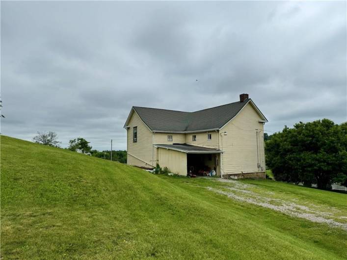 2072 Garards Fort Road, Waynesburg, PA 15370, 3 Bedrooms Bedrooms, 10 Rooms Rooms,2.1 BathroomsBathrooms,Residential,For Sale,Garards Fort Road,1706468