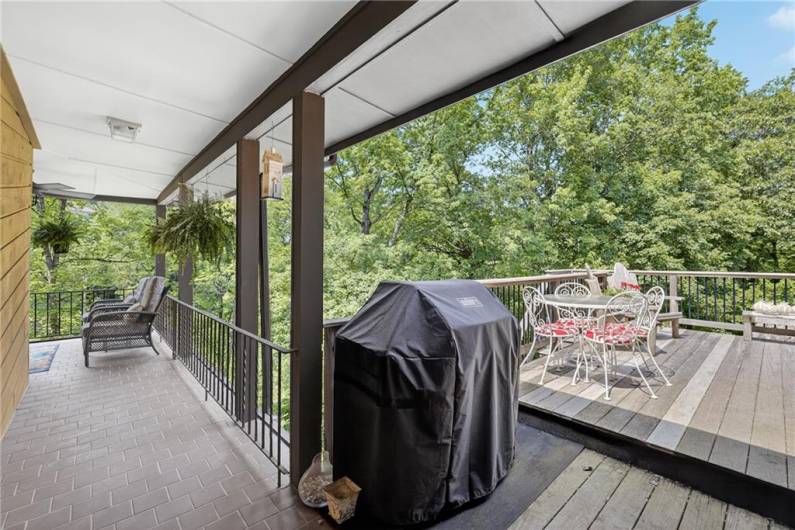 Another view of deck