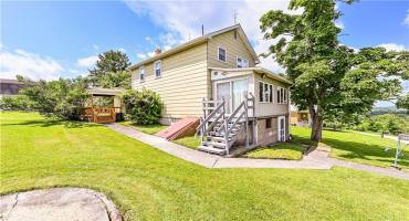 406 MCCLERGE AVE, HERMINIE, PA 15637, 3 Bedrooms Bedrooms, 9 Rooms Rooms,2 BathroomsBathrooms,Residential,For Sale,MCCLERGE AVE,1704956
