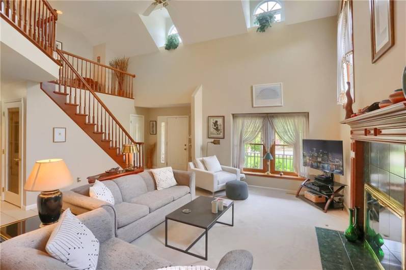 143 Hampshire Drive, Cranberry Township, PA 16066, 3 Bedrooms Bedrooms, 12 Rooms Rooms,3.1 BathroomsBathrooms,Residential,For Sale,Hampshire Drive,0,1706006