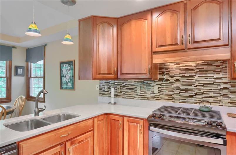 143 Hampshire Drive, Cranberry Township, PA 16066, 3 Bedrooms Bedrooms, 12 Rooms Rooms,3.1 BathroomsBathrooms,Residential,For Sale,Hampshire Drive,0,1706006