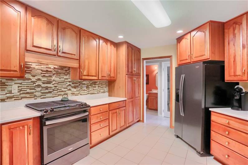 143 Hampshire Drive, Cranberry Township, PA 16066, 3 Bedrooms Bedrooms, 12 Rooms Rooms,3.1 BathroomsBathrooms,Residential,For Sale,Hampshire Drive,0,1706006