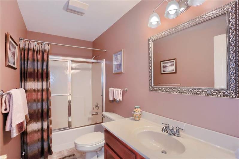 143 Hampshire Drive, Cranberry Township, PA 16066, 3 Bedrooms Bedrooms, 12 Rooms Rooms,3.1 BathroomsBathrooms,Residential,For Sale,Hampshire Drive,0,1706006