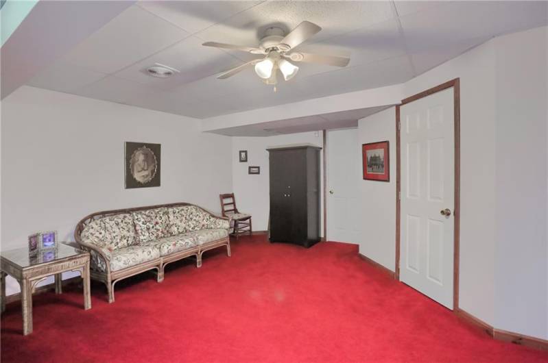 143 Hampshire Drive, Cranberry Township, PA 16066, 3 Bedrooms Bedrooms, 12 Rooms Rooms,3.1 BathroomsBathrooms,Residential,For Sale,Hampshire Drive,0,1706006