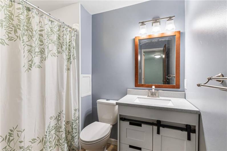 En-suite bathroom