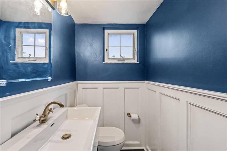 765 Brafferton Dr, Pittsburgh, PA 15228, 4 Bedrooms Bedrooms, 8 Rooms Rooms,2.1 BathroomsBathrooms,Residential,For Sale,Brafferton Dr,1706373