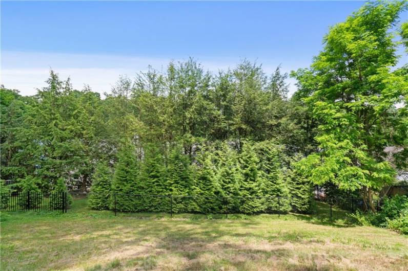 765 Brafferton Dr, Pittsburgh, PA 15228, 4 Bedrooms Bedrooms, 8 Rooms Rooms,2.1 BathroomsBathrooms,Residential,For Sale,Brafferton Dr,1706373