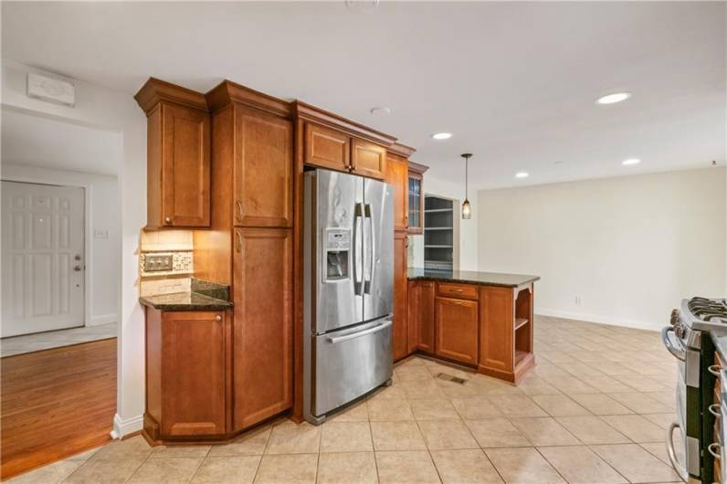 765 Brafferton Dr, Pittsburgh, PA 15228, 4 Bedrooms Bedrooms, 8 Rooms Rooms,2.1 BathroomsBathrooms,Residential,For Sale,Brafferton Dr,1706373