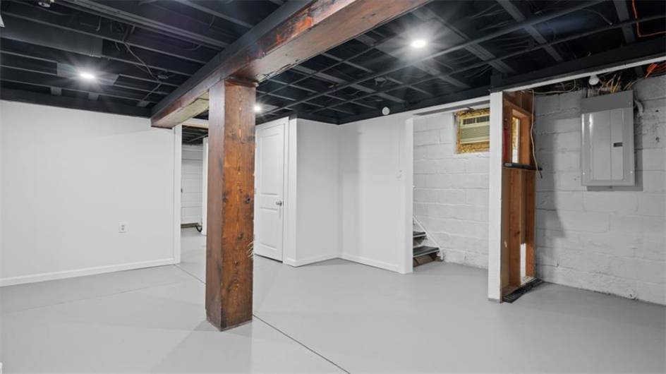 22 Beltzhoover Ave, Pittsburgh, PA 15210, 4 Bedrooms Bedrooms, ,1.1 BathroomsBathrooms,Residential,For Sale,Beltzhoover Ave,0,1706445