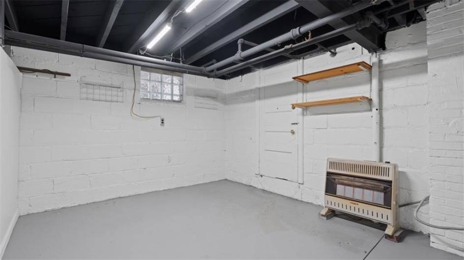 22 Beltzhoover Ave, Pittsburgh, PA 15210, 4 Bedrooms Bedrooms, ,1.1 BathroomsBathrooms,Residential,For Sale,Beltzhoover Ave,0,1706445