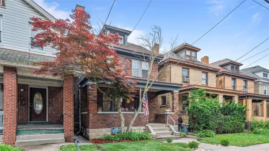 22 Beltzhoover Ave, Pittsburgh, PA 15210, 4 Bedrooms Bedrooms, ,1.1 BathroomsBathrooms,Residential,For Sale,Beltzhoover Ave,0,1706445