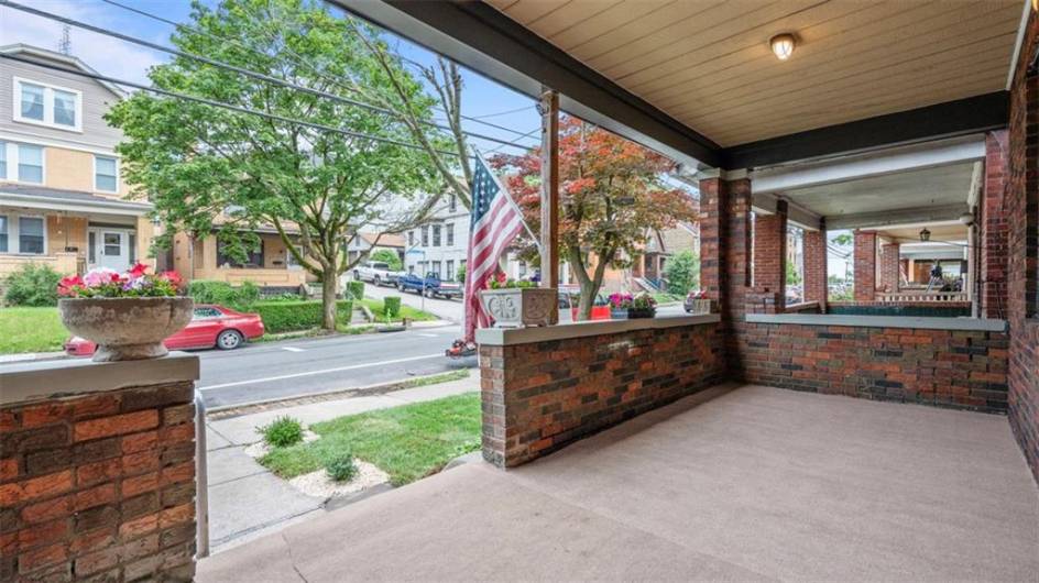 22 Beltzhoover Ave, Pittsburgh, PA 15210, 4 Bedrooms Bedrooms, ,1.1 BathroomsBathrooms,Residential,For Sale,Beltzhoover Ave,0,1706445