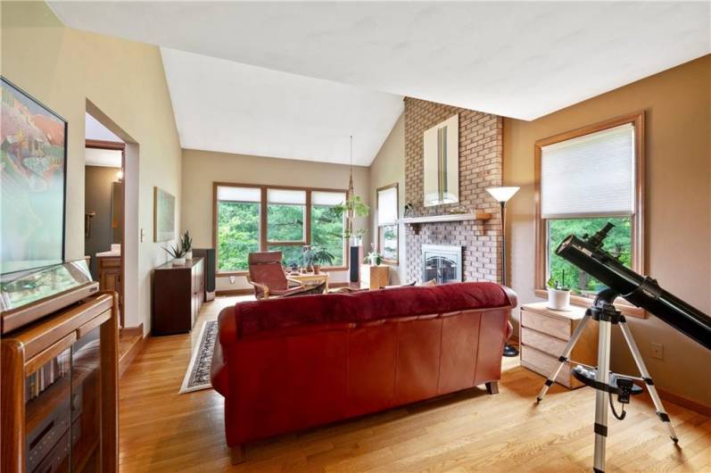 2507 Sarah Ct, Murrysville, PA 15668, 4 Bedrooms Bedrooms, 12 Rooms Rooms,2.2 BathroomsBathrooms,Residential,For Sale,Sarah Ct,1706448