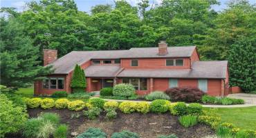 2507 Sarah Ct, Murrysville, PA 15668, 4 Bedrooms Bedrooms, 12 Rooms Rooms,2.2 BathroomsBathrooms,Residential,For Sale,Sarah Ct,1706448