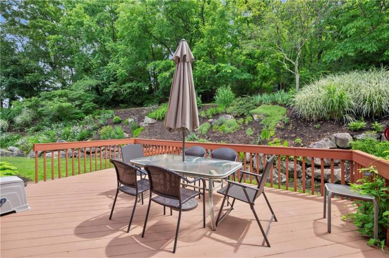 2507 Sarah Ct, Murrysville, PA 15668, 4 Bedrooms Bedrooms, 12 Rooms Rooms,2.2 BathroomsBathrooms,Residential,For Sale,Sarah Ct,1706448