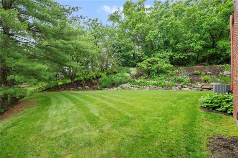 2507 Sarah Ct, Murrysville, PA 15668, 4 Bedrooms Bedrooms, 12 Rooms Rooms,2.2 BathroomsBathrooms,Residential,For Sale,Sarah Ct,1706448