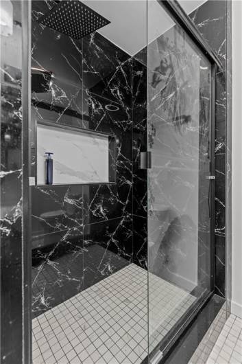 Full Bathroom No1 Main Floor